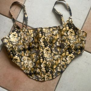 NWT beautiful corset LIONESS